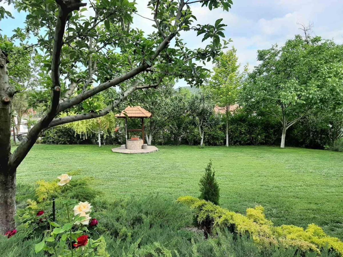 Villa Prolet General-Kantardzhievo Extérieur photo