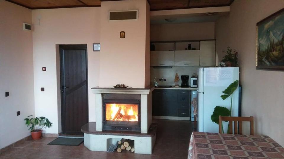 Villa Prolet General-Kantardzhievo Extérieur photo